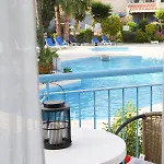 Rachel Suite By The Pool Paphos