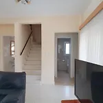 Villa Victoria 400 Meters To The Beach