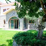 Phaedrus Living: Luxury Villa Kathikas