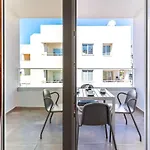 Blueberry 2-Bedroom Apartment In Larnaca