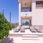 Phaedrus Living: Luxury Villa Erimi