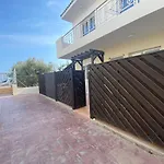 Ground Floor Holiday Apt