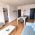 Unique 2Br Apt 10 With 150Mbit Plus Netflix