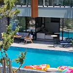 Villa Moore