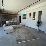 Villa Moore