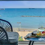 Sanders Kanika Sea Forum - Adorable 2-Bedroom Apartment With Sea View