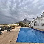 Villa With Private Pool 10 Min To Kyrenia Gates