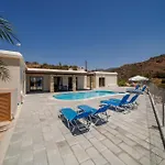 Secret Oasis Villa Ladania