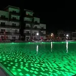 Beautiful Studio Apartment With Pool View
