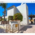 Beautiful 3-Bed Villa In Coral Bay