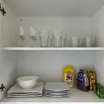 Quiet Cozy Apartment, Full New Ac, Covered Parking, Fast Wi-Fi