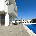 Protaras Villa, Swimming Pool, Bbq Grill, 3 Bedrooms, Near Beach