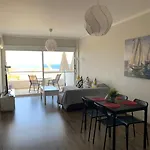 Kings Palace - Modern And Stylish 1 Bedroom Apartment