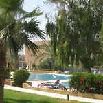 Kings Palace - Modern And Stylish 1 Bedroom Apartment