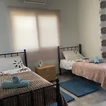 Beautiful Apartment Near The Sea And A Large Private Garden