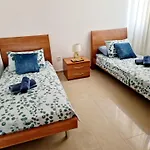 2 Bedroom Apartment E8 Located Pool Level, Sea View, Free Wifi