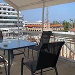 Unique City Hostel 100 Meters From Beach