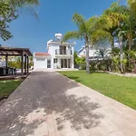 Thekla Oasis Villa