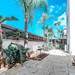 Wealthystays: Sunset Villa