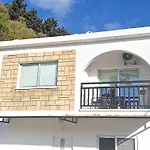 Charming Holiday Retreat Kato Paphos Apt 400M To The Beach