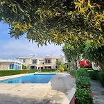 Seaside Private Garden Terrace Bbq And Pool
