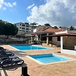 Zeus Holiday Home