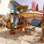 Traditional House In Pera