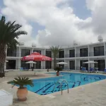 West End Hotel