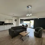 Apartment Close To The Sea At Long Beach-Iskele