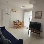 Merab Holidays Apartments Fa213
