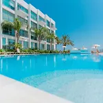 Laila - Coralli Beachfront Apartment