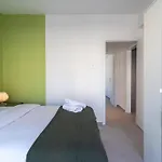 Hazel - 2-Bedroom Apartment In Larnaca