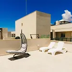 Stunning Modern Sea-View Two Bed Penthouse