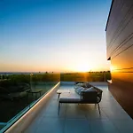 Royal Oasis Villa