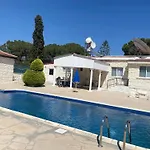 Villa 58 Coral Bay Seafront