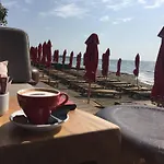 Modern 1 Bedroom Sea View Beach Apartment