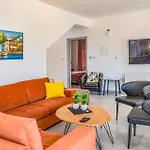 Villa Frida By Villa Plus