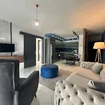 Mckenzie Residence 28, Superior 2 Bedroom Apartment By Myguest Cyprus