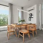 Villa Arya