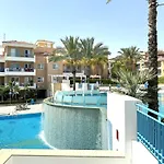 H&O Golden Sun Suite