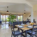 Villa Yiolani By Villa Plus