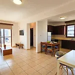 Sunlit Cozy Apartment