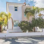 Villa Armostia