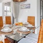 Luxurious Villa Alasia In Paralimni