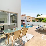 Villa Seabreeze Chloe By Ezoria Villas