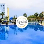 Luxury 1 Bedroom Amadeus 59 By Myguest Cyprus
