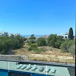 Apartment 2 Bedrooms Sea View