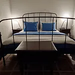 Kalimera A Lovely 1-Bedroom Rental With Ensuite And Kitchen