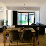 Hg Mare Suites