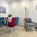 Albert'S Apartment Center 21